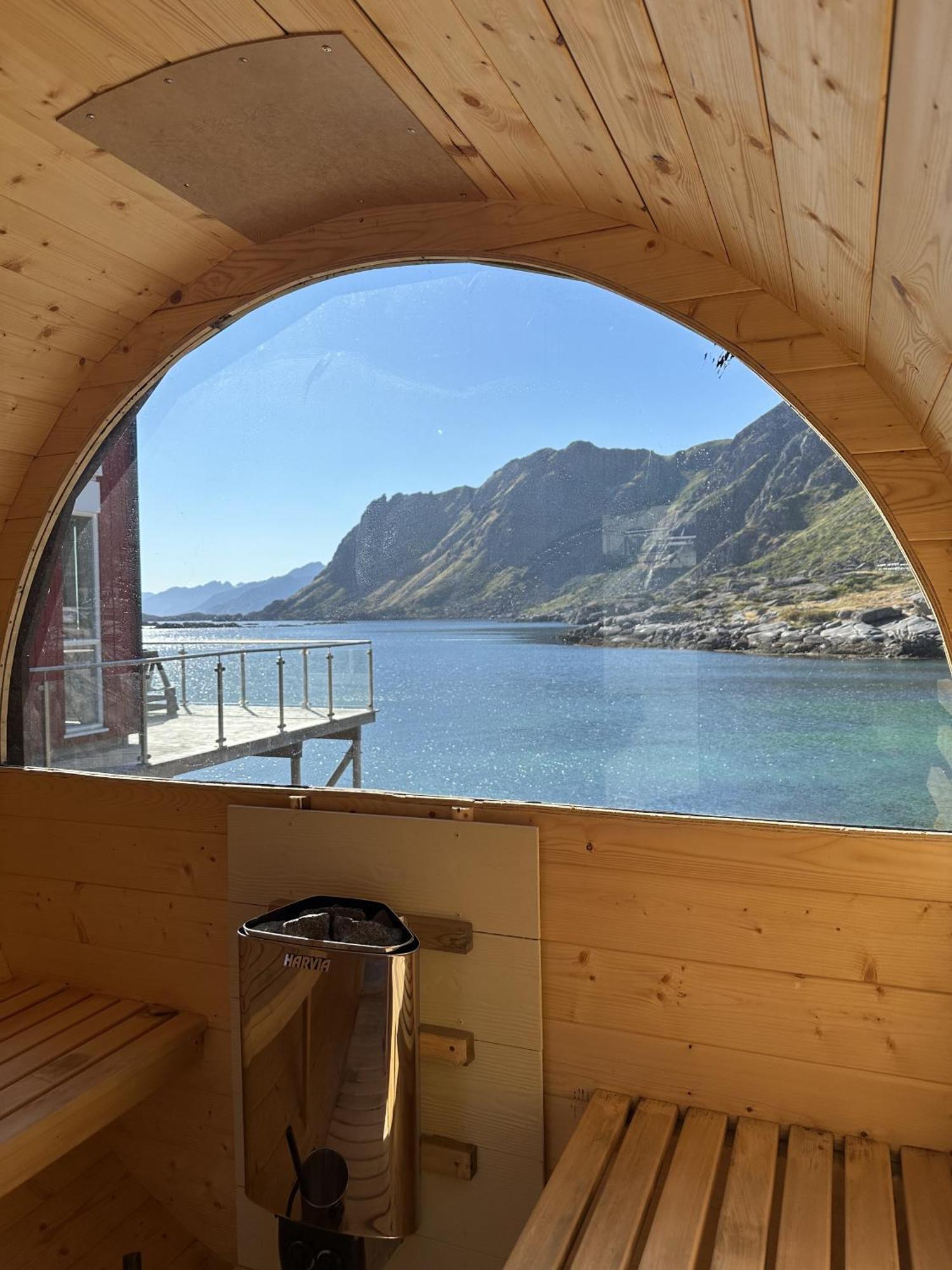 Lofoten Waterfront Luxury Lodge Ballstad Zewnętrze zdjęcie