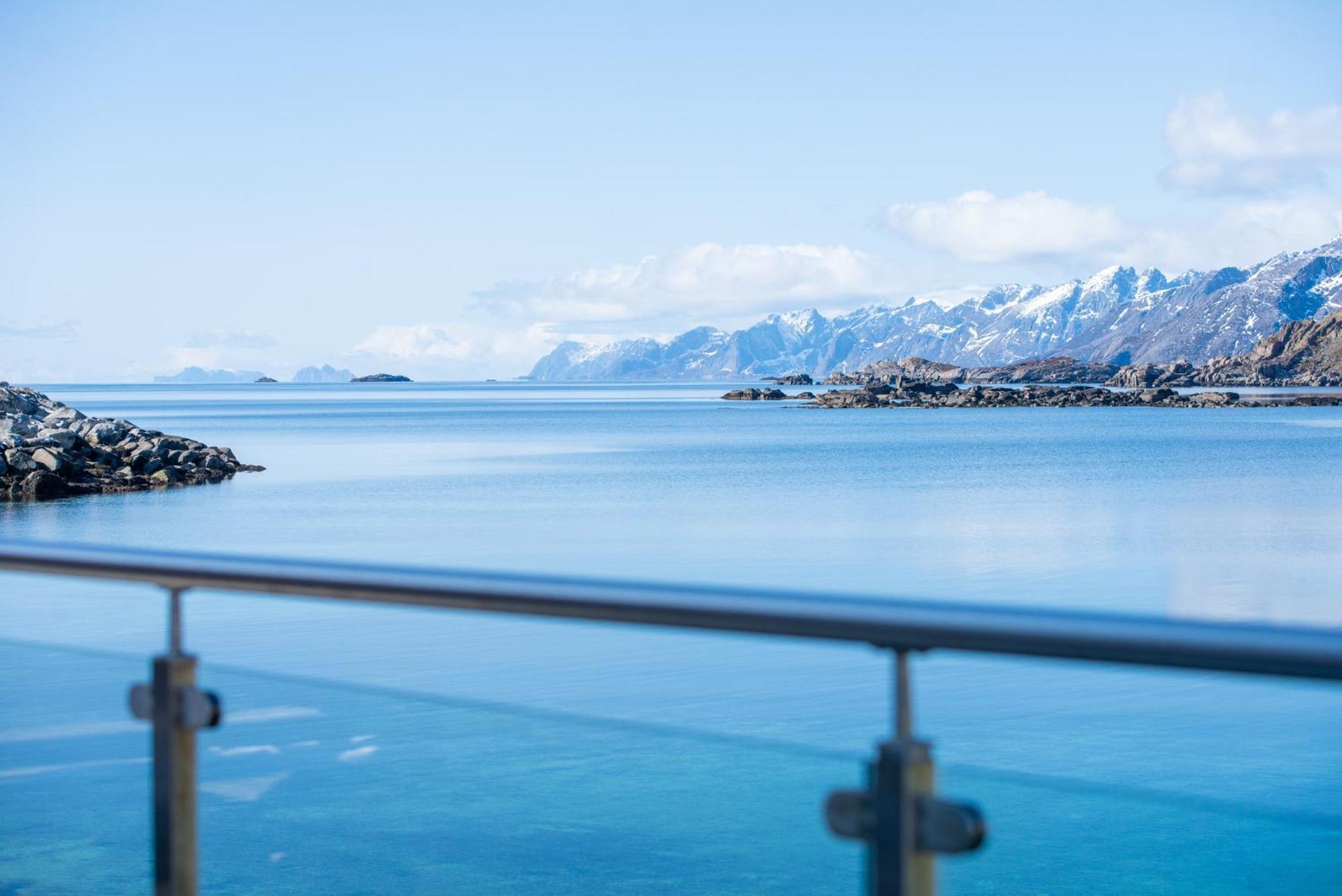 Lofoten Waterfront Luxury Lodge Ballstad Zewnętrze zdjęcie